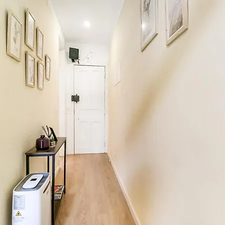 Charming Iii דירה ליסבון